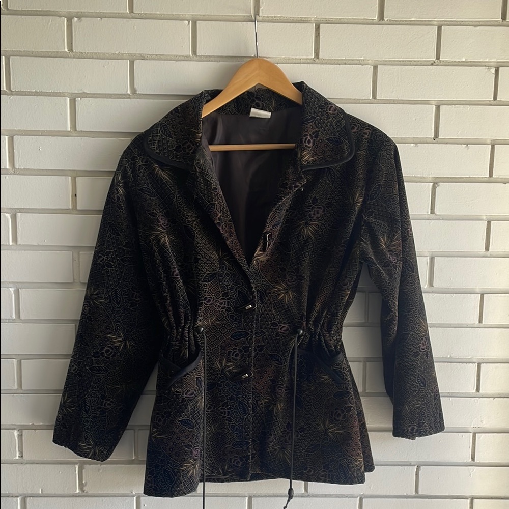 Vintage Black Velvet Blazer with Adjustable straps